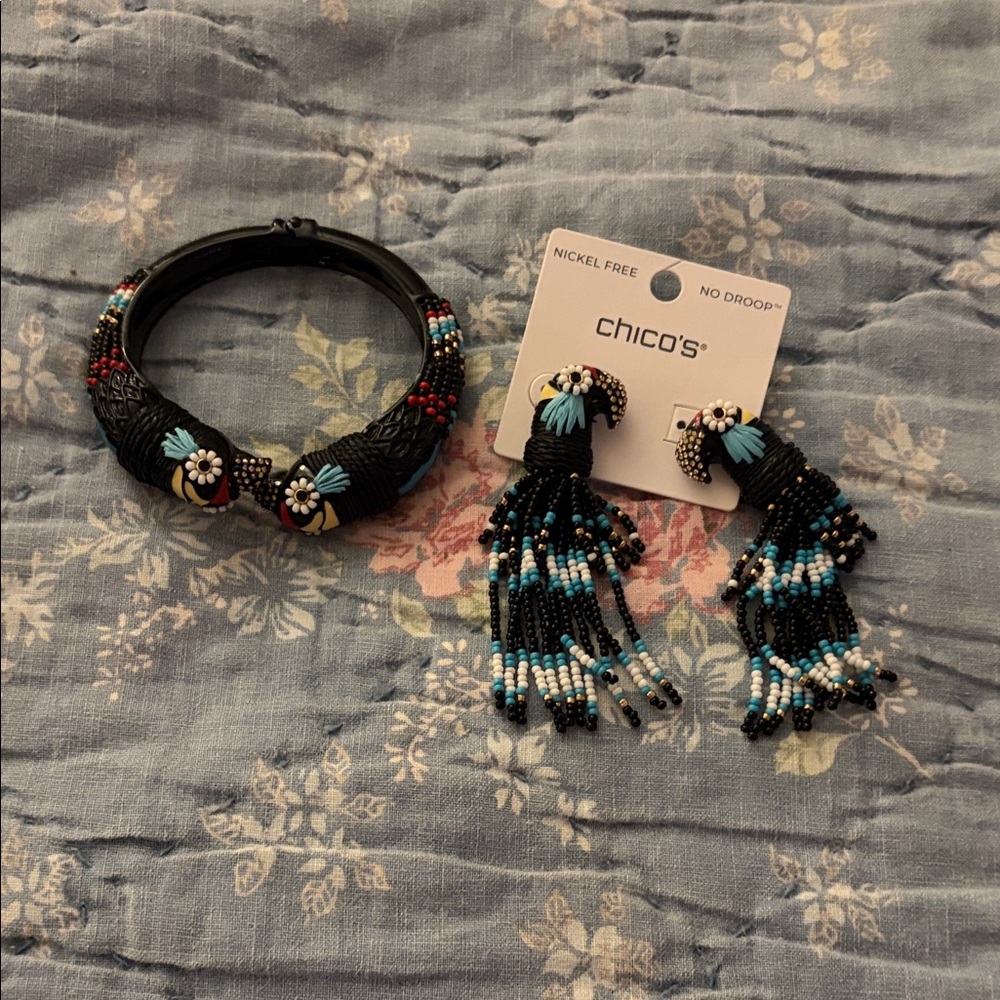 Chico's Black and Blue Beaded Jewelry Set